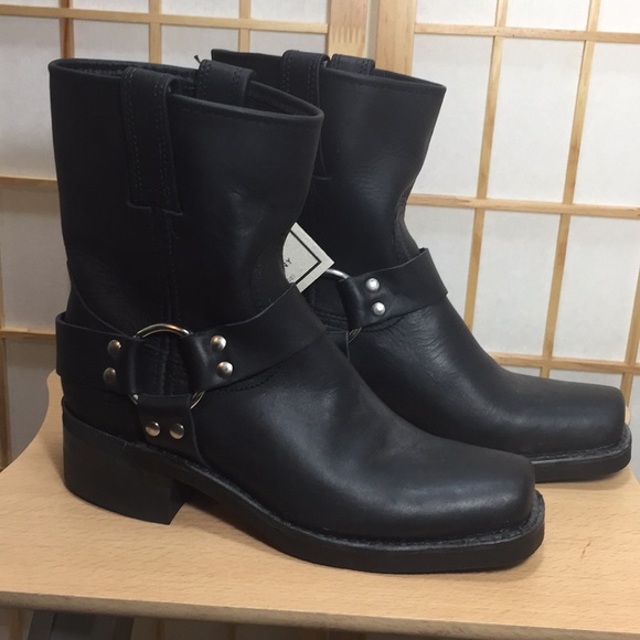 Frye Shoes - Frye Harness 8r women’s boots